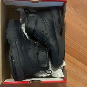 Nike air max goaterra 2.0 Kids 12c